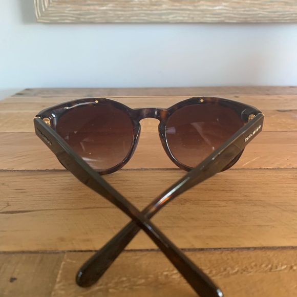 Dolce and Gabbana sunglasses - Picture 7 of 7